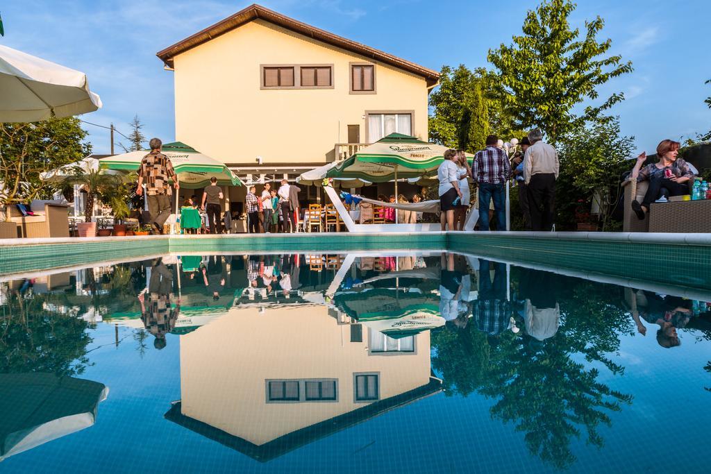 Casa Radu Ξενοδοχείο Snagov Εξωτερικό φωτογραφία